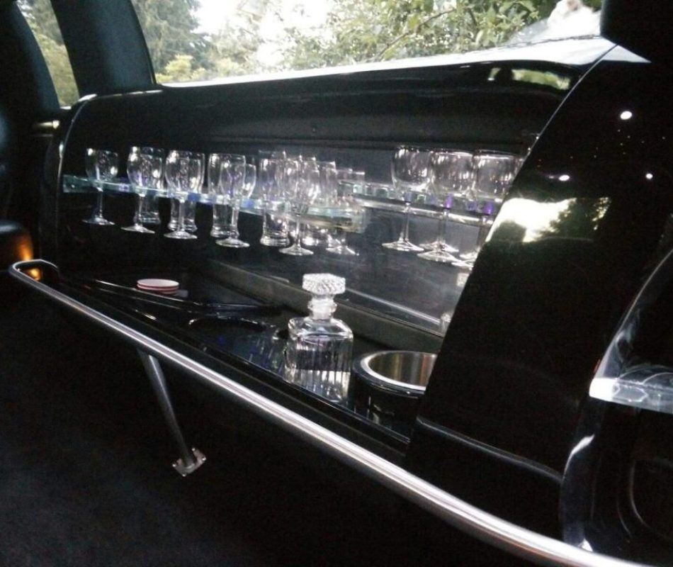 Best limousine service near South Lake Union, Seattle, WA 98109